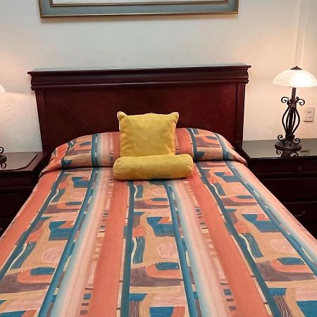 Hotel Antigua Casa De Piedra 圣米格尔－德阿连德 外观 照片
